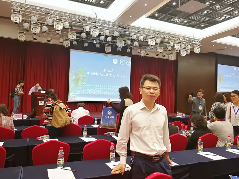 会计学院教师简介（刘建秋）.jpg