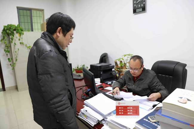 1515119806625010153.jpg simage004.jpg