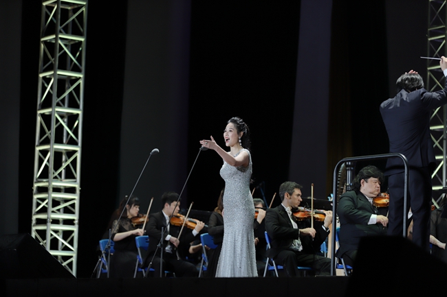 1525431225524012498.jpg 刘.jpg