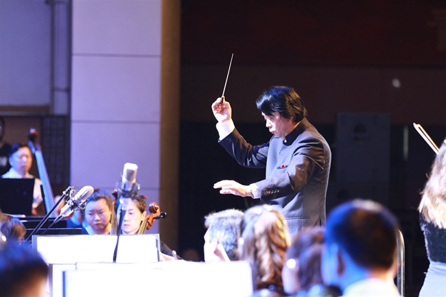 1560335782300003507.jpg 指挥1_副本.jpg