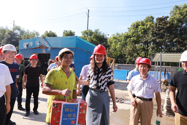 1564642405370039660.jpg 2.jpg