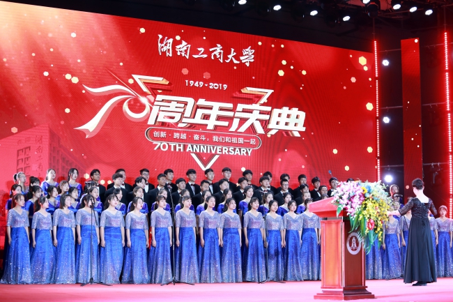 1574619960287018824.jpg 大合唱.jpg