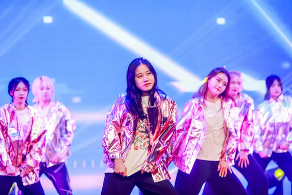 1651740572857098579.jpg 9.jpg