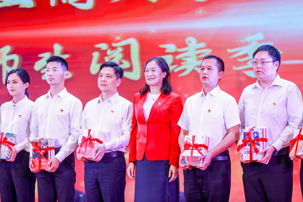 1651740664897048706.jpg 18.jpg