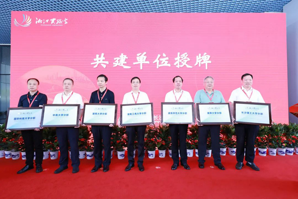 1657499306081098981.jpg 11.jpg