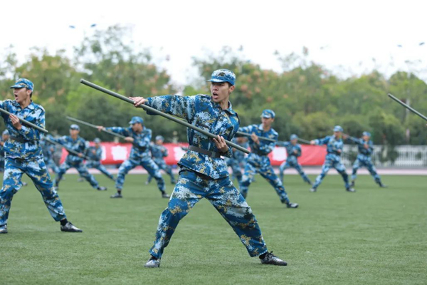 1664985476482096716.jpg 12.jpg