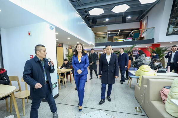 1677160222998048744.jpg 19.jpg